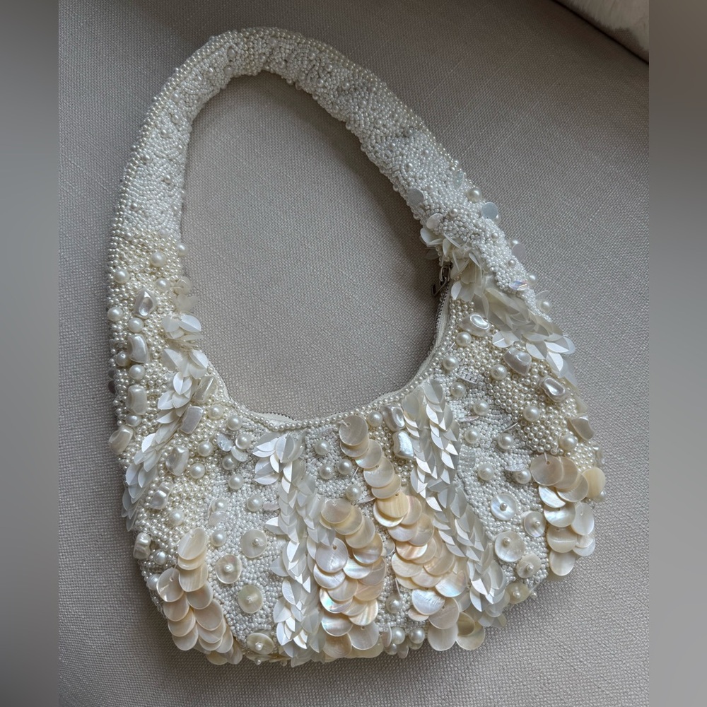 White Beaded Shell Shoulder Bag